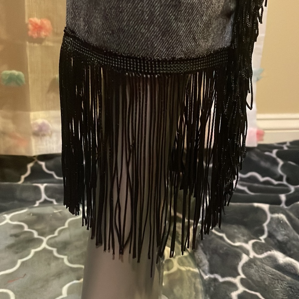 Nasty Gal Fringe Cropped High Waisted Jeans - Picture 8 of 13